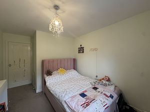 Photo 11- click for photo gallery